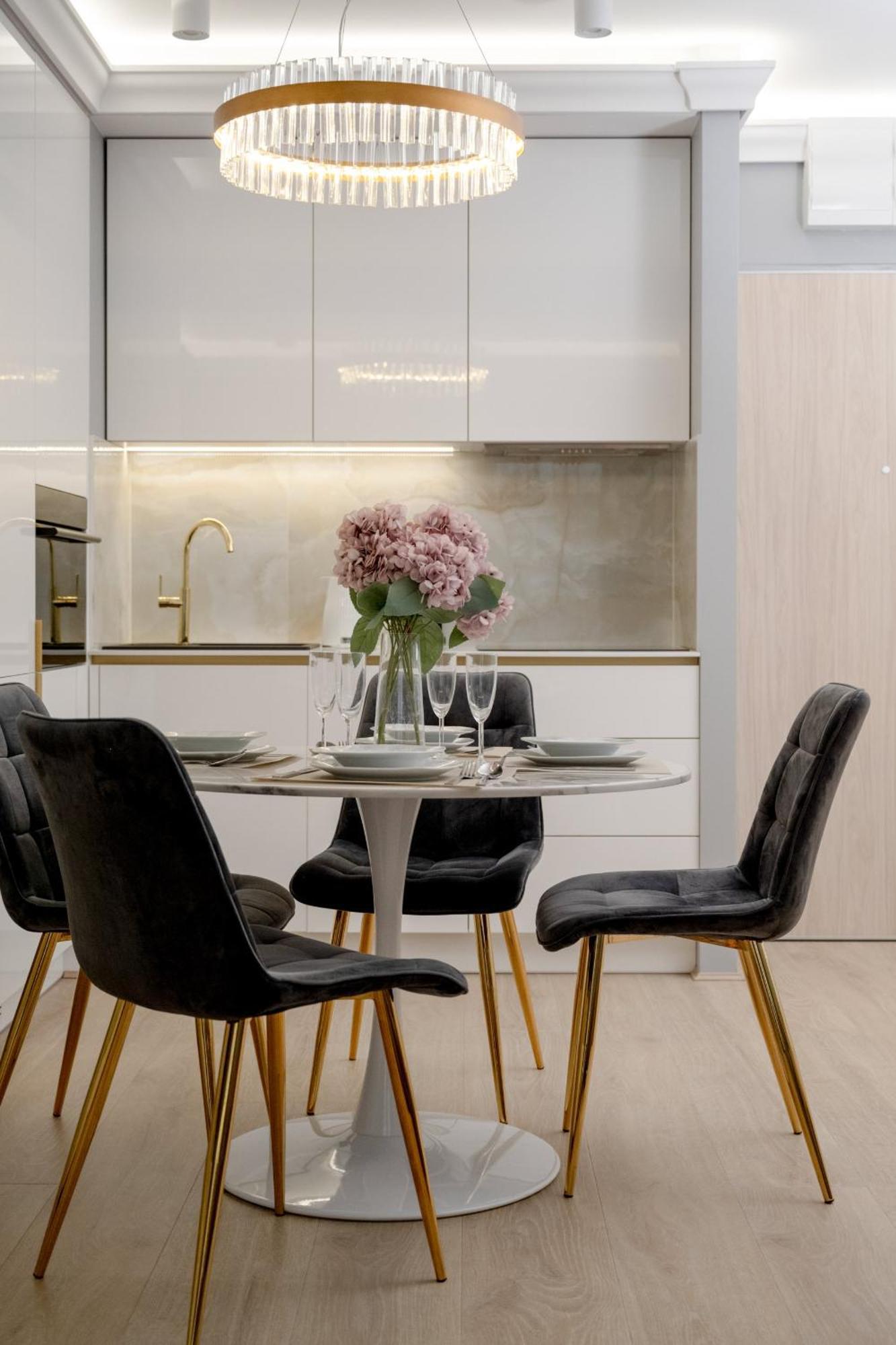Elegant Apartment With Balcony By The Oder River In Wroclaw By Renters Prestige Εξωτερικό φωτογραφία