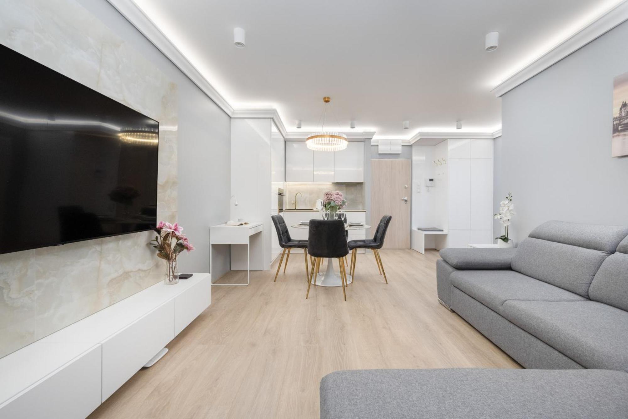 Elegant Apartment With Balcony By The Oder River In Wroclaw By Renters Prestige Εξωτερικό φωτογραφία